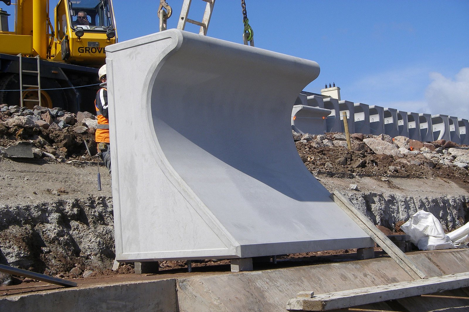 CONCRETE WAVE BREAKER BLOCK